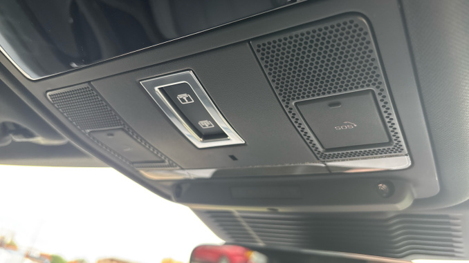 Land Rover Range Rover Evoque 2.0 D200 Hoxton Edition 5dr Auto Diesel Hatchback - Image 38